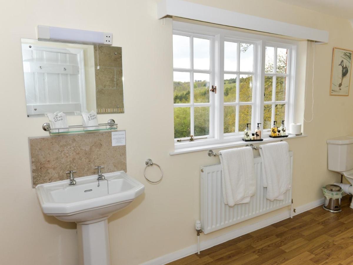 Twyford Farm B&B Haywards Heath Esterno foto
